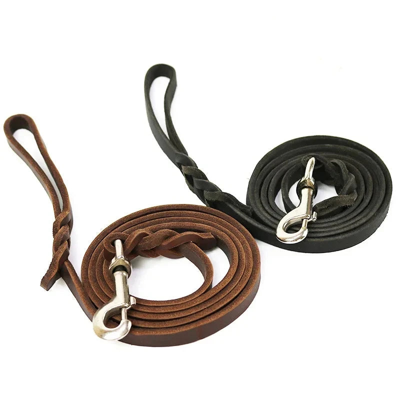 A high quality leather leash: 1m20, 1m60, 2m10