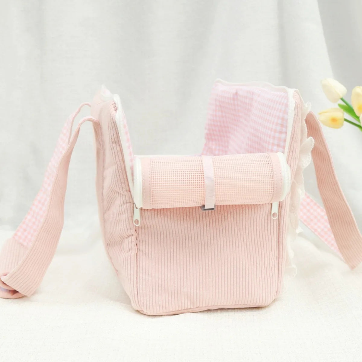 Mignon et pratique : Le sac à bandoulière parfait pour vos balades avec votre chiot !