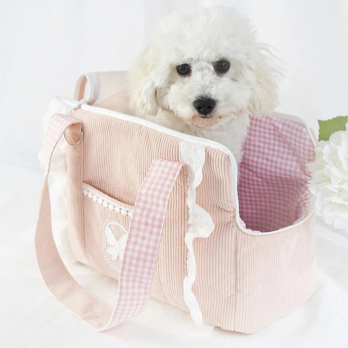 Mignon et pratique : Le sac à bandoulière parfait pour vos balades avec votre chiot !