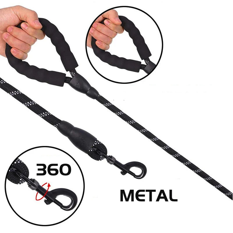 Reinforced leashes 120-300cm: Freedom and control for dogs of all sizes.