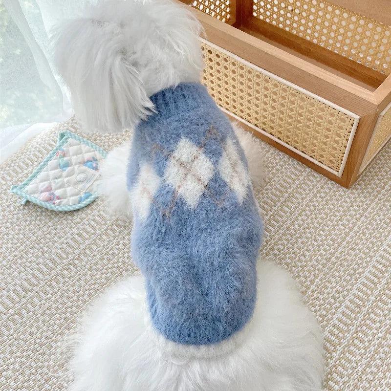 Pull douillet pour petit chien : chaud et stylé !