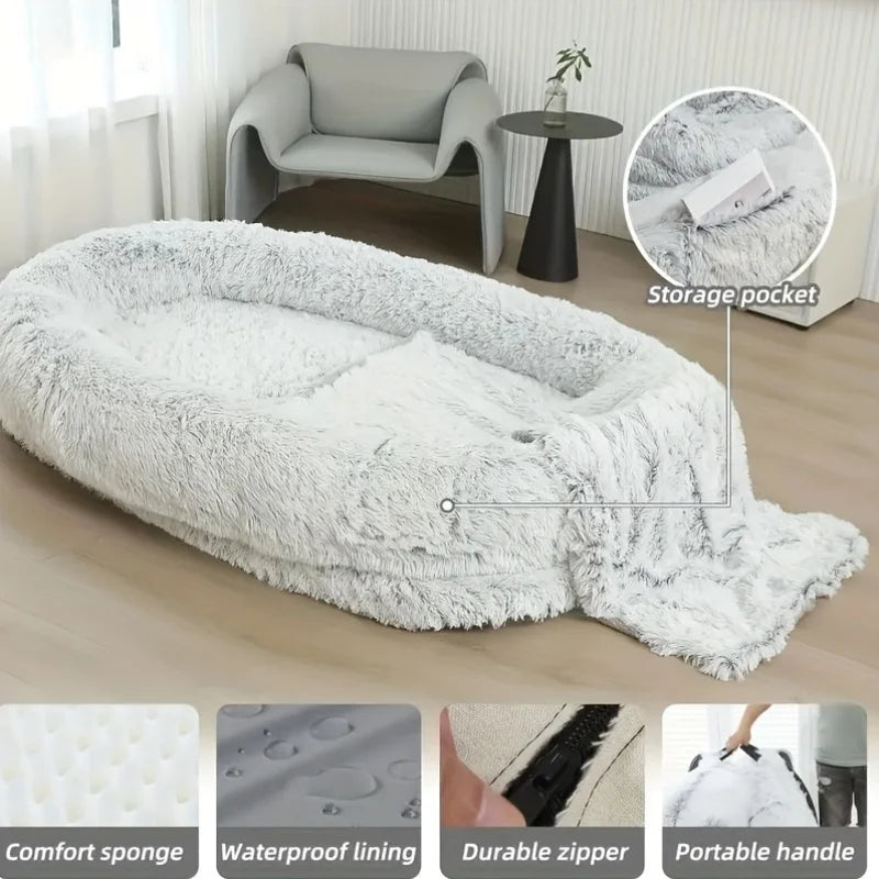 Giant bed for adults and pets: Comfort to share