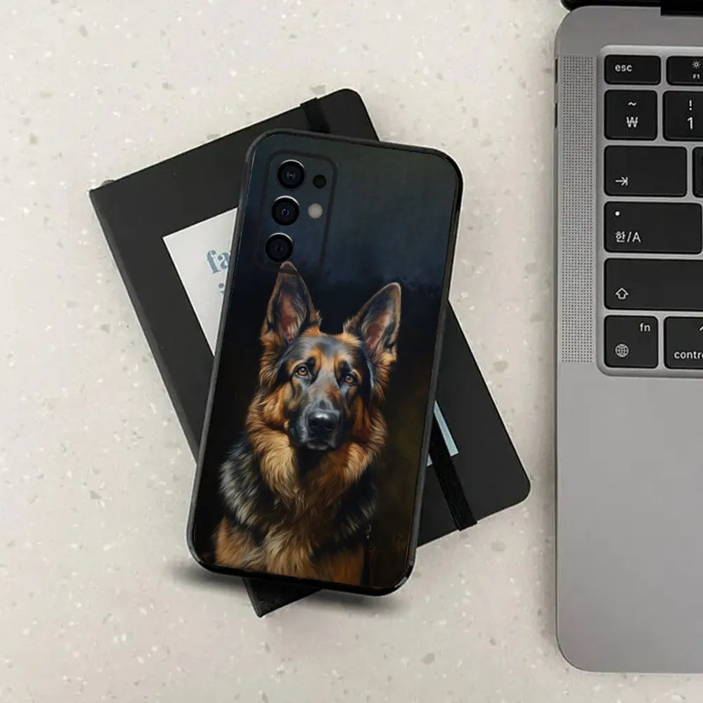 Samsung phone case with the image of a German Shepherd